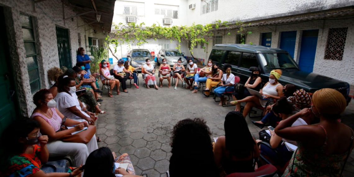 Ação da Secretaria Especial de Políticas de Promoção da Mulher na Zona Oeste. Foto: Marcos de Paula / Prefeitura do Rio