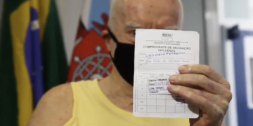 Prefeitura do Rio garante 2ª dose da vacina a todos que já tomaram a primeira