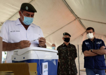 Prefeitura do Rio e Exército se unem e firmam parceria para vacinar cariocas