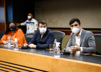 Prefeitura do Rio anuncia calendário de vacinação para professores e profissionais da educação em geral