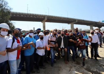 Paes retoma obras da Transbrasil e apresenta projeto de integração com VLT