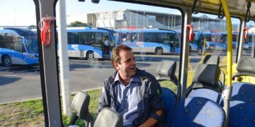 Gestão Eduardo Paes compra mais 100 ônibus para o sistema BRT