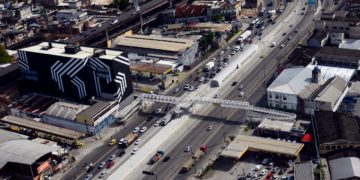 Avenida Brasil tem novas interdições para viabilizar obras do corredor Transbrasil