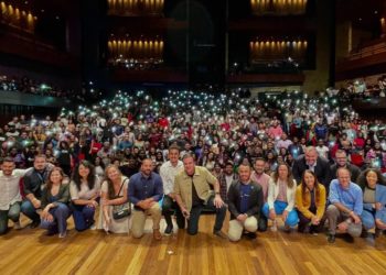 Em parceria inedita, Paes lança programa para formar jovens lideranças com Prefeitura e Unesco