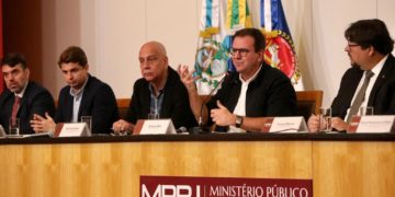 1313 demolições e 640 milhões de prejuízo ao crime: Paes e MP fazem balanço do combate à construções ilegais