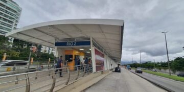 Estação Rio 2 do BRT, módulo parador, é reformada e reaberta