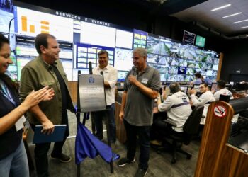 Eduardo Paes inaugura expansão do Centro de Operações Rio