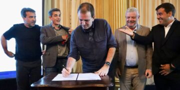 Paes assina acordo de cooperação energética com Maricá, Mesquita e Niterói