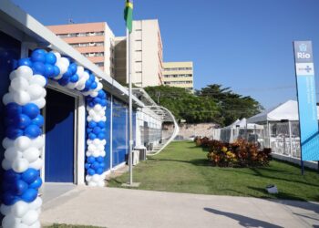 Clínica da família atingida por incêndio no ano passado é reinaugurada em Realengo