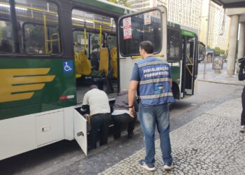 Prefeitura cancela pagamento de subsídio para ônibus flagrados em mau estado de conservação