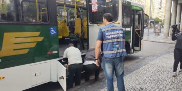 Prefeitura cancela pagamento de subsídio para ônibus flagrados em mau estado de conservação