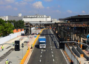 Gestão Paes: Trecho da Avenida Brasil de acesso à Avenida Francisco Bicalho é reaberto