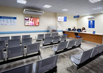 Paes inaugura a reforma do Hospital Albert Schweitzer, em Realengo