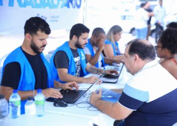 Com oportunidades na indústria, Prefeitura anuncia mais de 1,7 mil vagas de emprego