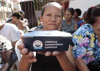 Prefeitura inaugura segunda cozinha comunitária do Complexo da Maré