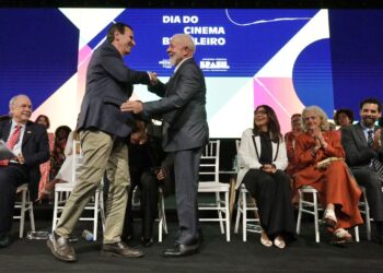 Paes anuncia R$ 34 milhões para o audiovisual carioca