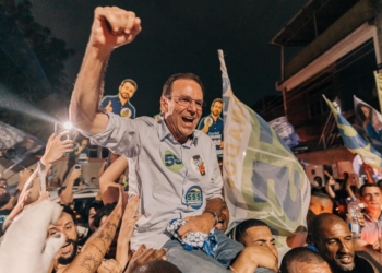 Eduardo Paes reforça seu compromisso com o desenvolvimento da Baixada Fluminense e, no Rio, recebe o reconhecimento pelo trabalho como prefeito